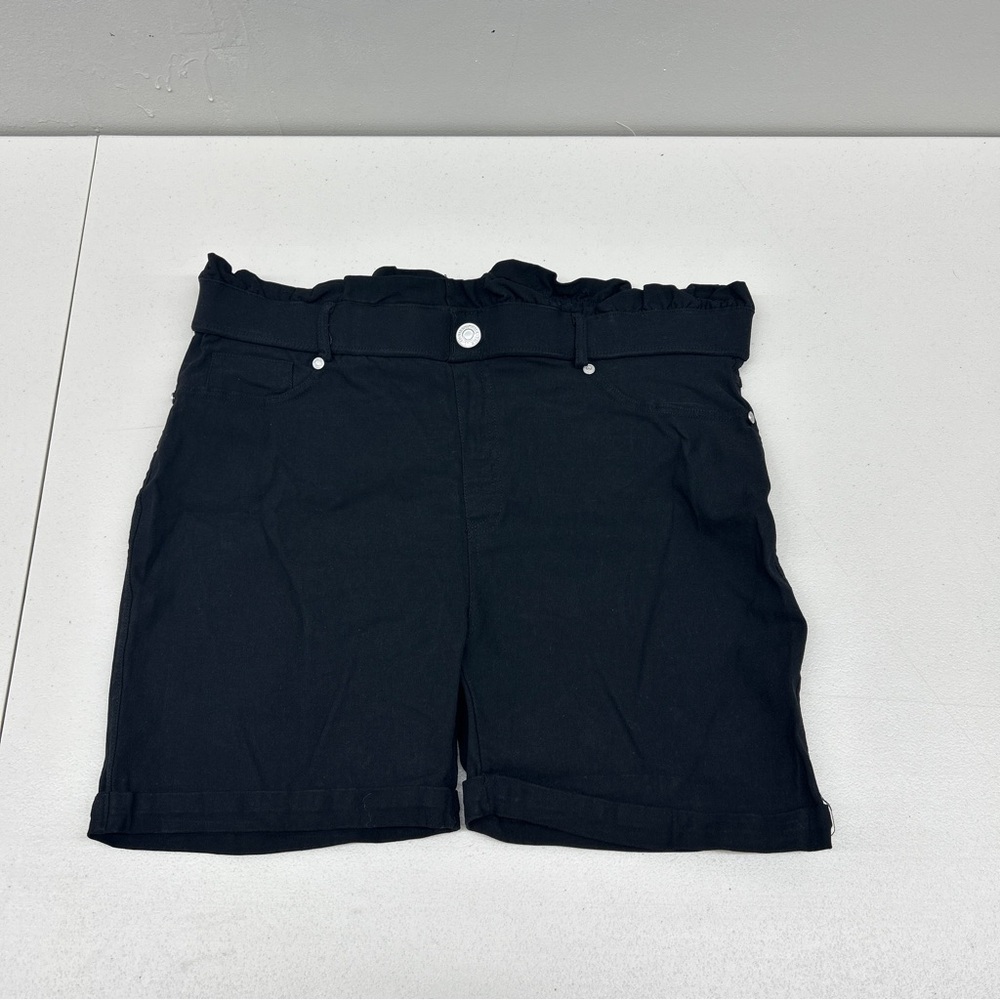 Thrill Black High Waist Ruffle Shorts size 3X